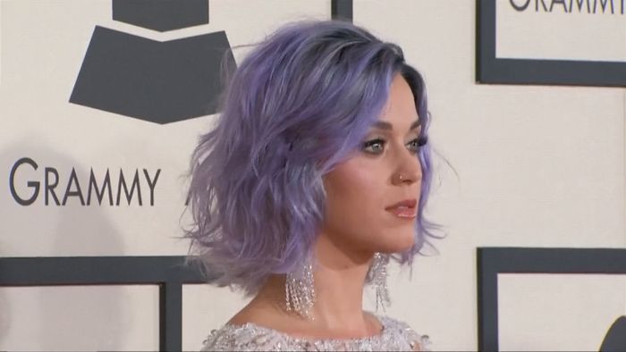 Katy Perry Minta Maaf ke Taylor Swift