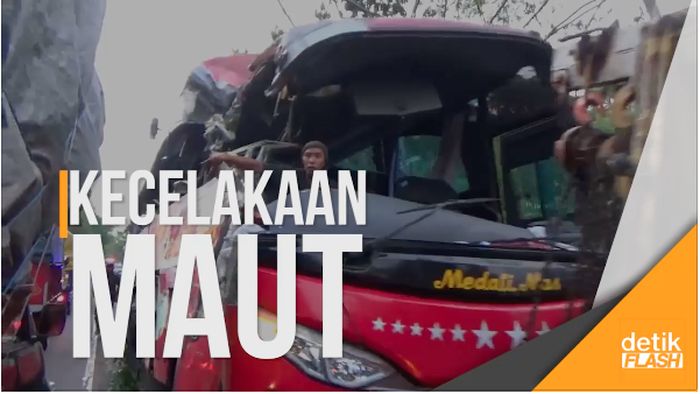 Kecelakaan Maut di Probolinggo, 10 Orang Tewas