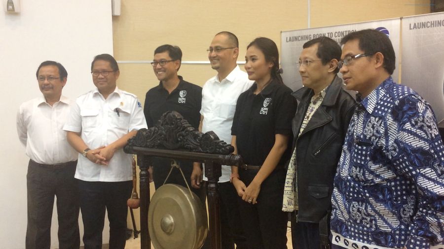 Bahas Hoax, Menkominfo Siap Bertemu Facebook dan Twitter