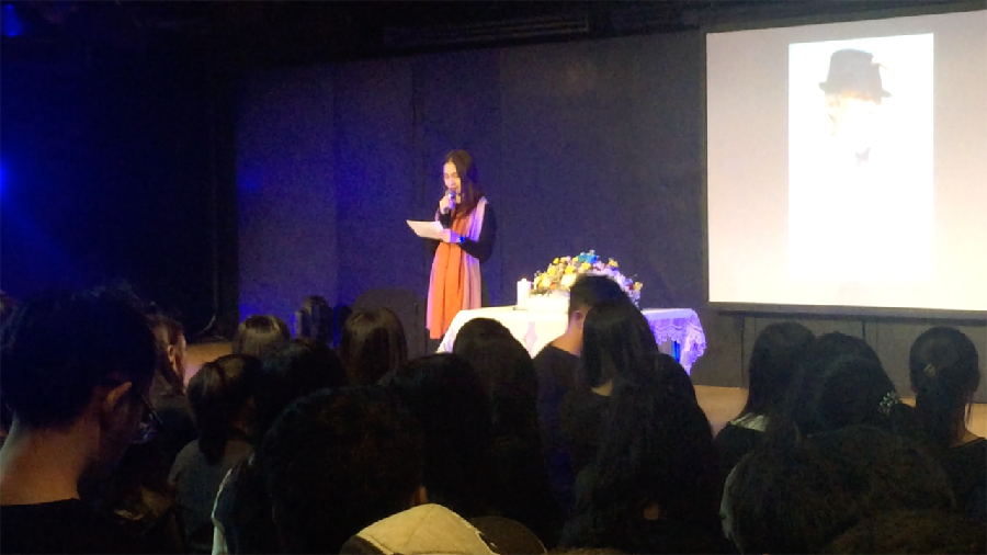 Tangis Melody JKT48 Saat Pimpin Acara Doa Bersama