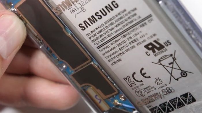 Wah, Ada Galaxy S8 Transparan