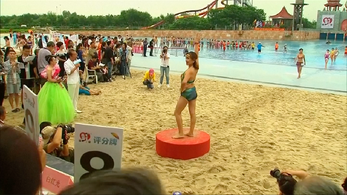 Grandbikini, Kontes Bikini untuk Nenek-nenek