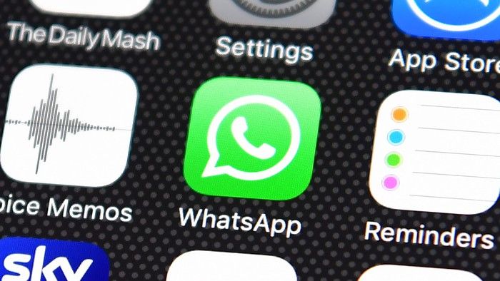 63 Miliar Pesan WhatsApp Ikut Meriahkan Malam Tahun Baru 2017