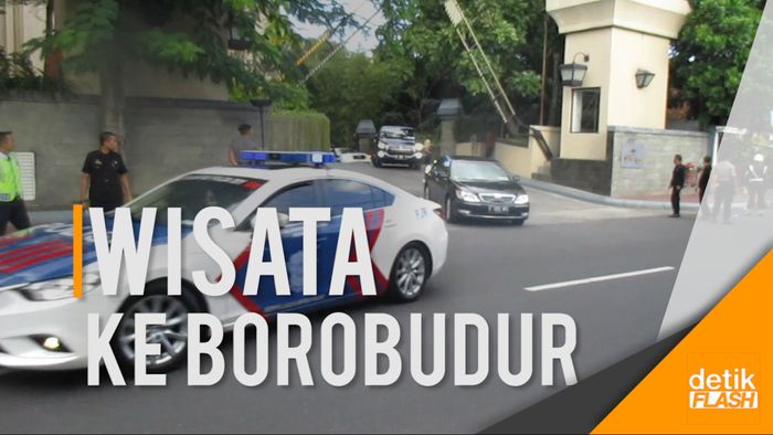 Obama dan Rombongan Menuju Candi Borobudur