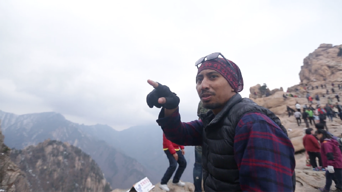Serunya Naik ke Puncak Mont Seorak Bareng dTraveler
