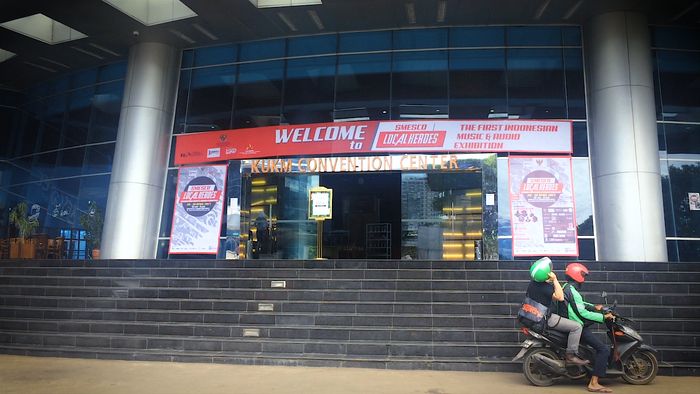 Melihat Pameran Alat Musik Karya Anak Bangsa di Smesco