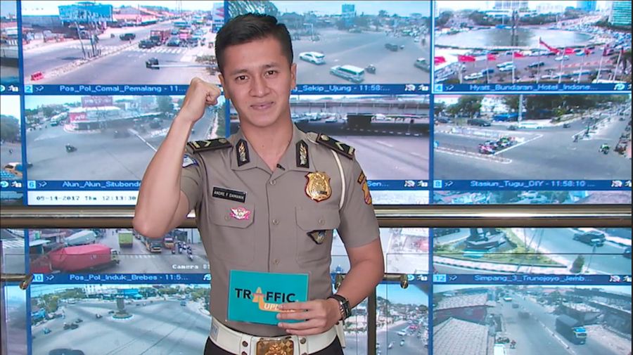 Traffic Update: Simpang Coca-Cola Cempaka Putih Tersendat