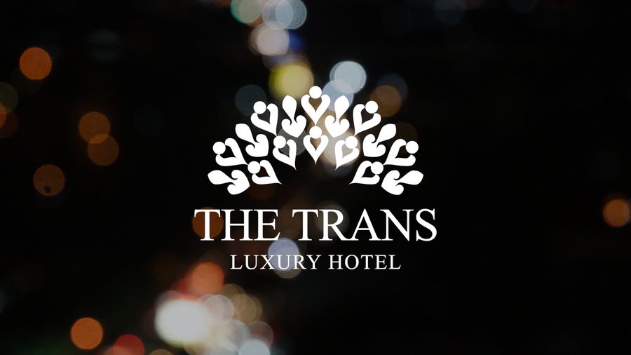 Yang Spesial di The Trans Luxury Hotel Bandung, Bantal Leher Bulu Angsa!