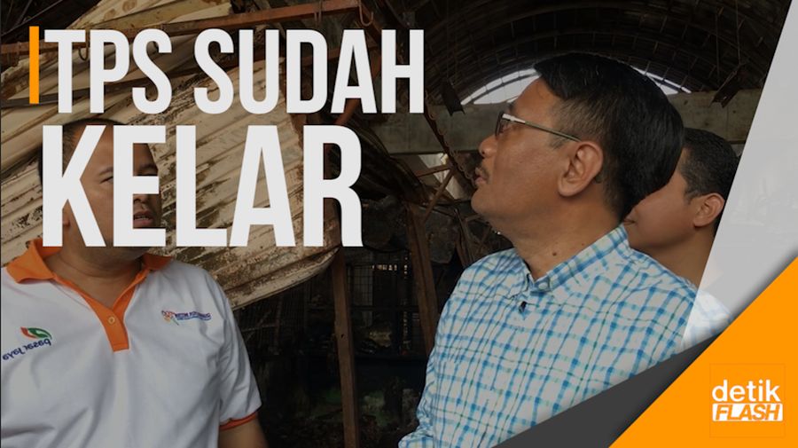 Djarot Datangi Lokasi Kebakaran Pasar Induk Kramatjati