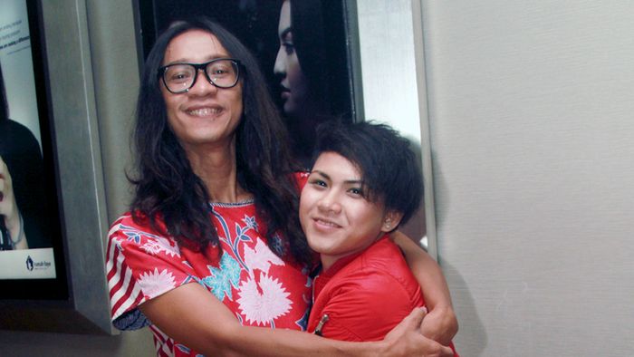 Aming Talak Satu Evelyn, Netizen Heboh