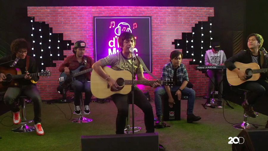 DMasiv Bawakan Lagu Baru di dHOT Music Day