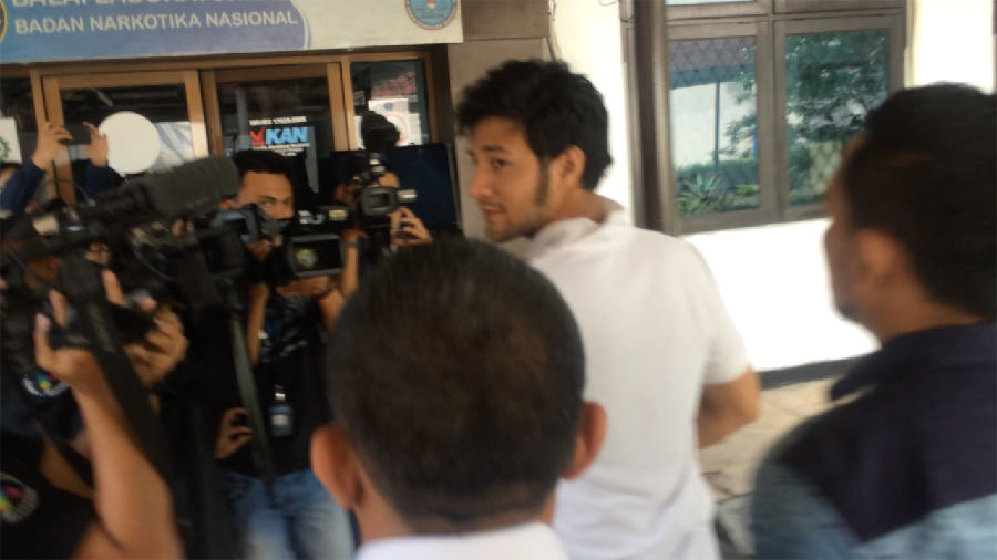 Penampakan Ammar Zoni Saat Diperiksa di BNN 