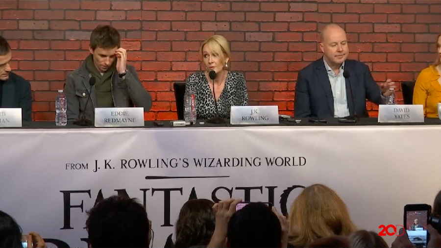 J.K Rowling Berharap Fans Harry Potter Menyukai Fantastic Beasts
