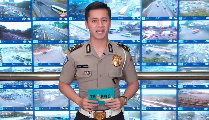 Jam Pulang Kantor, Semanggi arah Bundaran Senayan Padat!