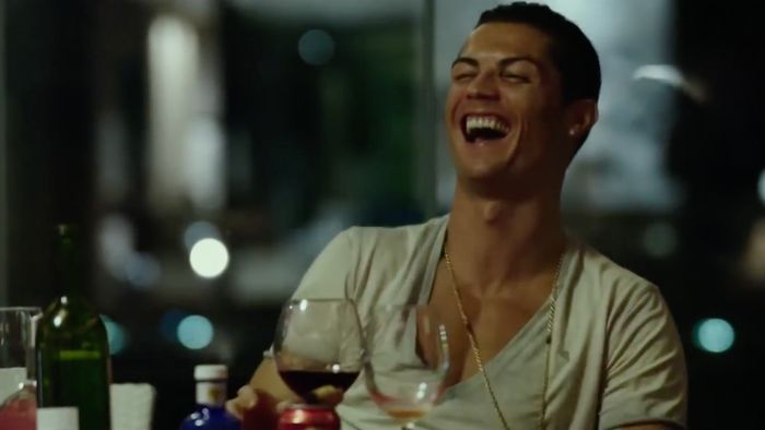 Cristiano Ronaldo Segera Punya Anak Kembar?