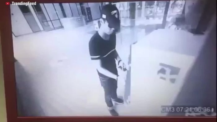 Error, ATM Ini Justru Banjir Uang 