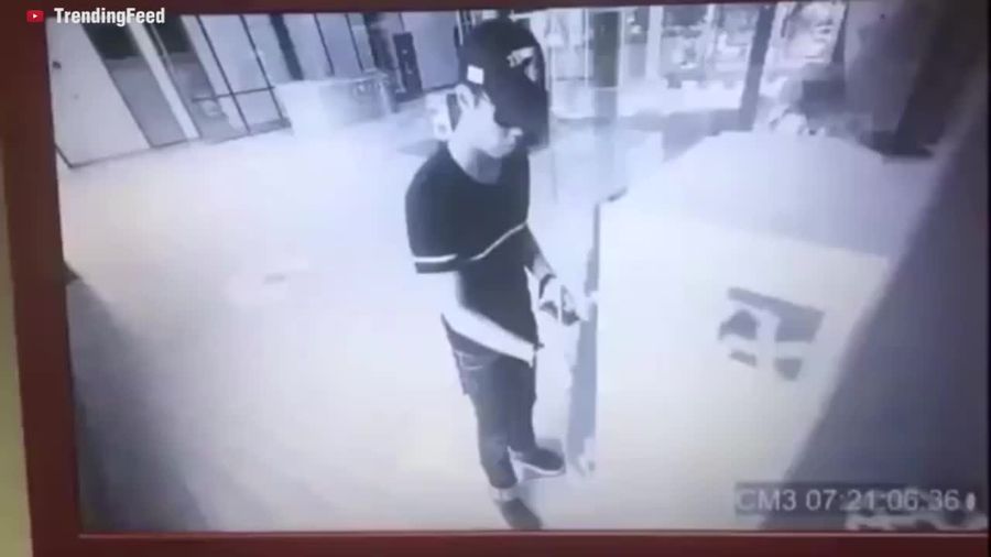 Error, ATM Ini Justru Banjir Uang 