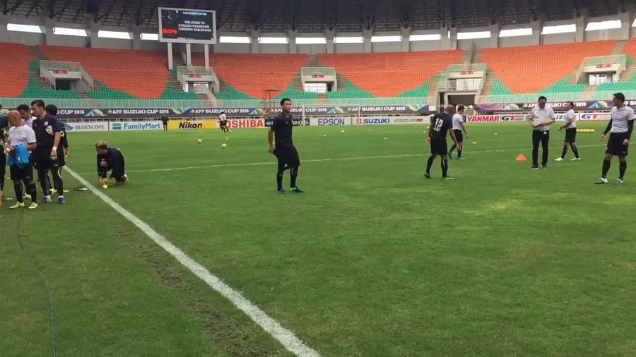 Mengintip Latihan Tim Gajah Putih Mengintip Latihan Tim Gajah Putih