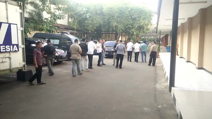 2 Pelaku Perampokan di Pulomas Tiba di RS Polri  