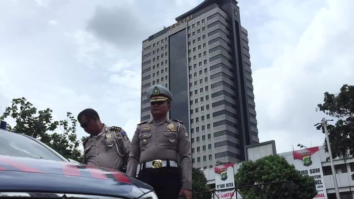 Mereka yang Bersiaga Hadapi Pesta Tahun Baru