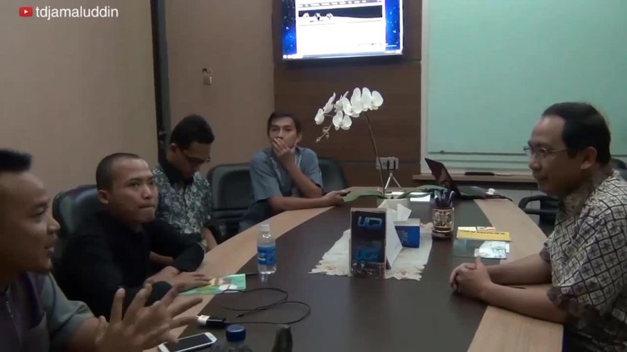 Profesor LAPAN Menjawab Isu Teori Bumi Datar