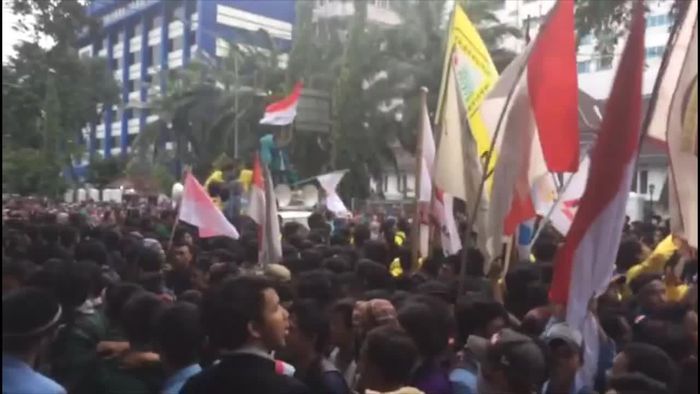 Nyanyian Yel Yel di Aksi Bela Rakyat 121