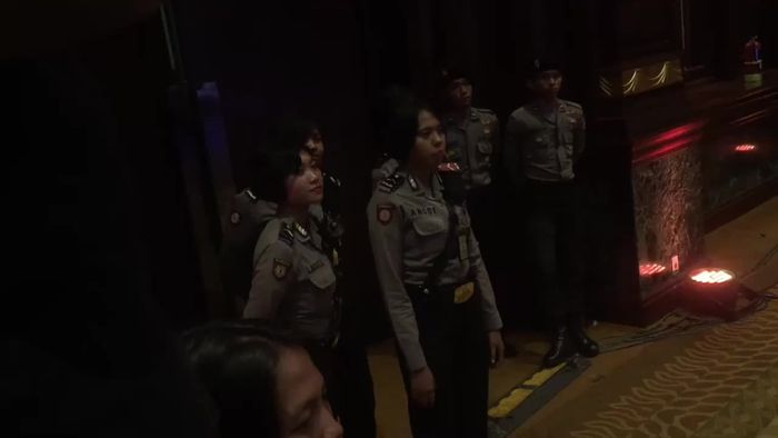 Barisan Polwan Cantik di Debat Pilgub DKI