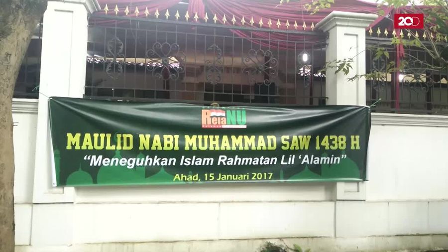 Hadiri Maulid Nabi RelaNU, Ahok Disambut Marawis
