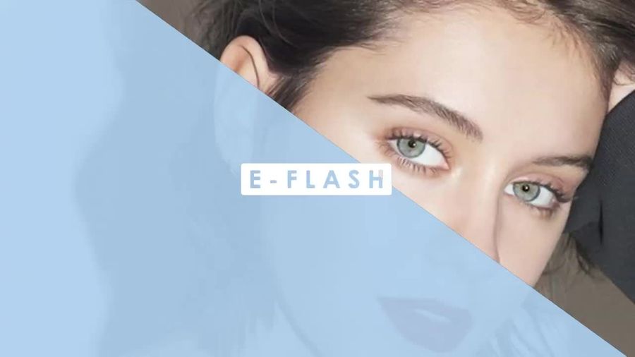 Anak Jude Law Jadi Model Lipstik, Cantik Banget!