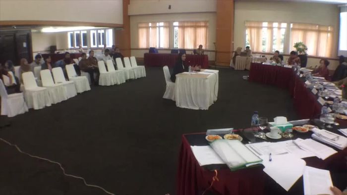 Kala Ferry Kurnia dan Ida Budhiati Ikuti Seleksi KPU