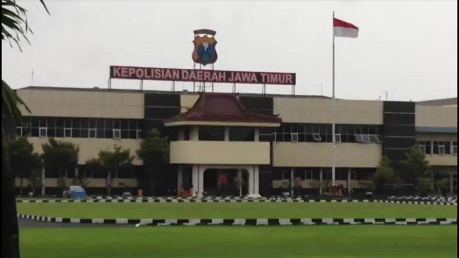 Aksi di Depan Mapolda Jatim Anti-Ormas Intoleran