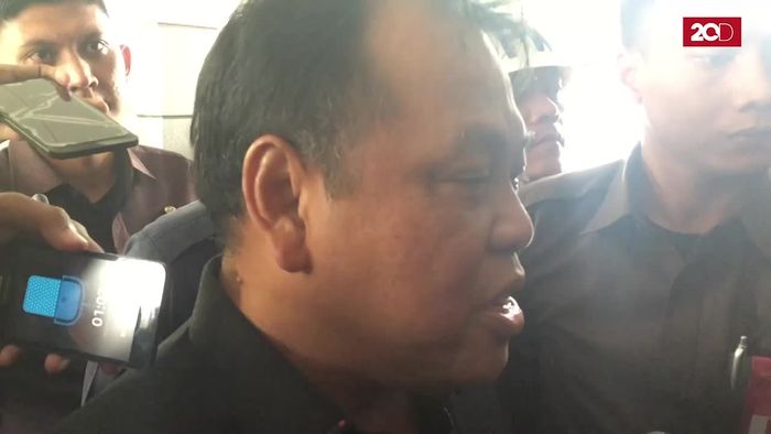 Patrialis Diciduk KPK, Ketua MK: Saya Mohon Maaf pada Bangsa Ini