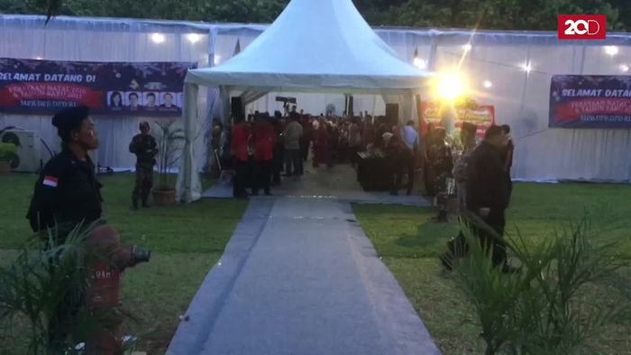 Kala Wakil Rakyat Rayakan Natal & Tahun Baru Bareng