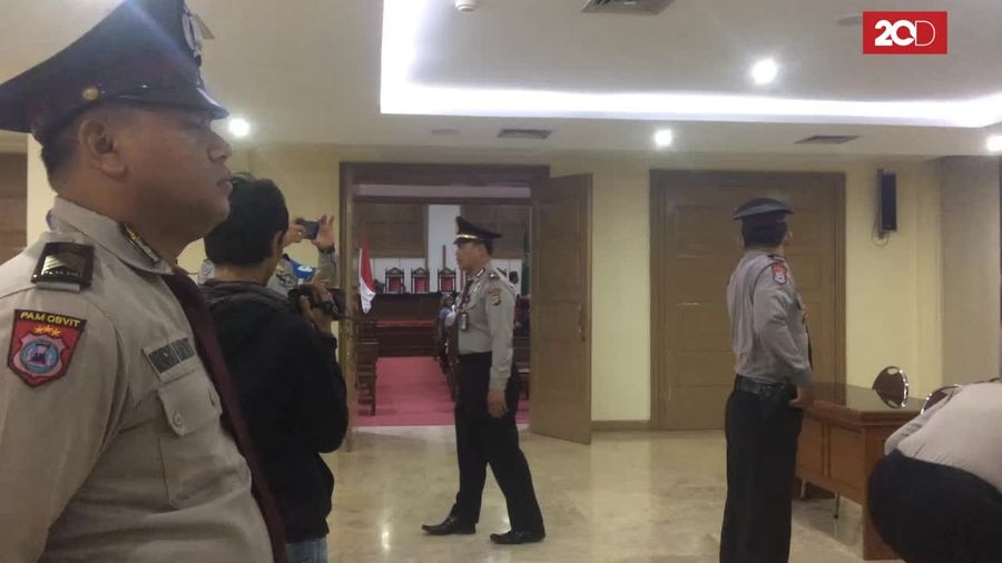 Tiga Kali Mangkir, Ibnu Baskoro Akhirnya Datangi Sidang Ahok