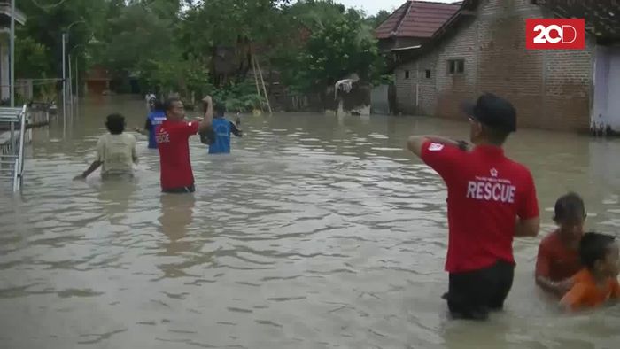 Anak Sungai Bengawan Solo Meluap, Paksa Warga Mengungsi
