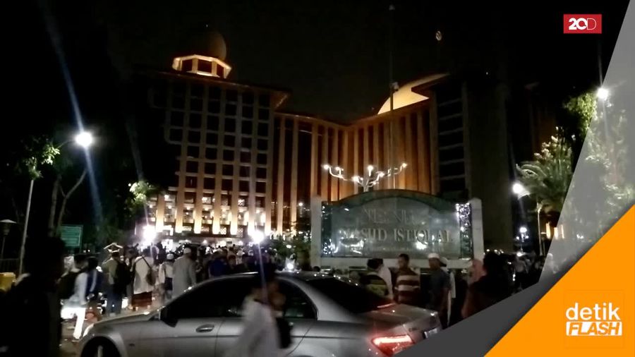 Suasana Istiqlal Jelang Aksi 112