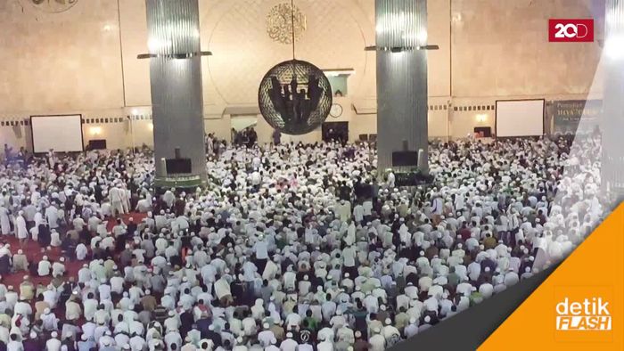 Ada Agus, Anies, Sandi, dan Arifin Ilham di Istiqlal 