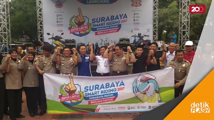 Cara Polrestabes Surabaya Tekan Angka Kecelakaan