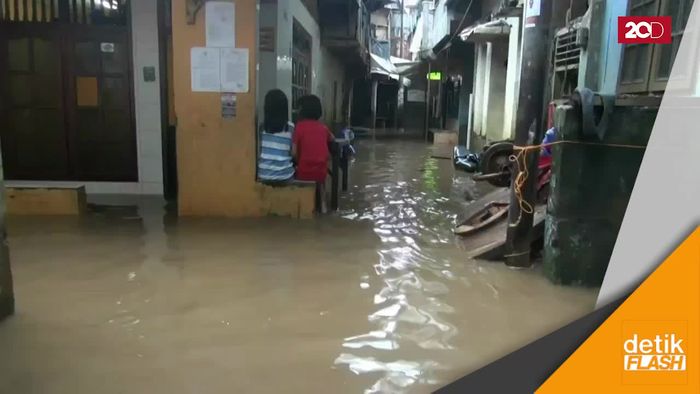 Permukiman Rumah di Jatinegara Terendam Banjir