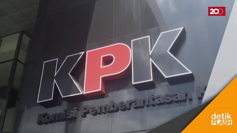 MK Periksa Basuki Hariman dan Ng Fenny Terkait Patrialis