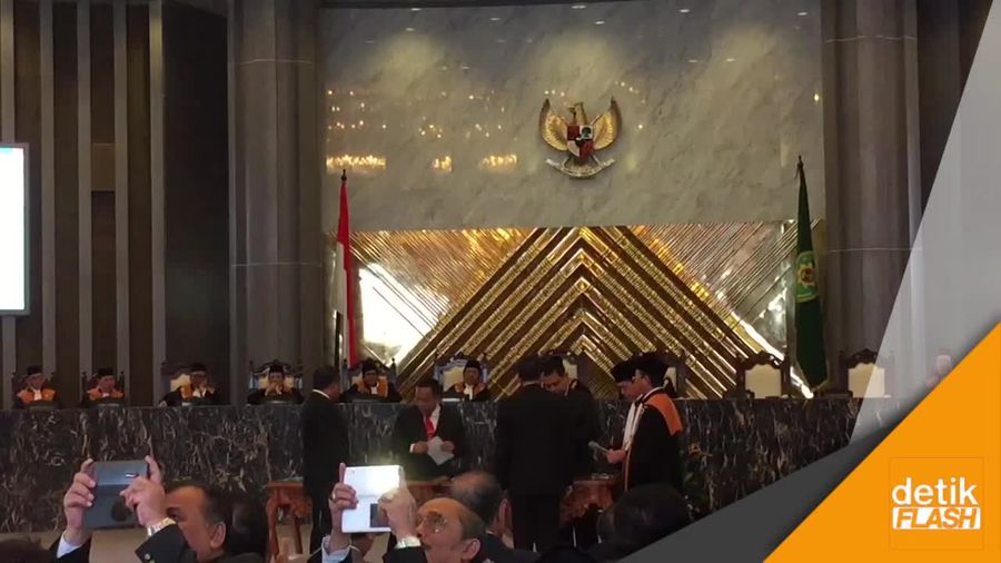 Kata MA Soal Polemik Status Ahok