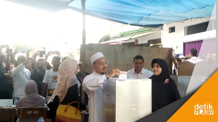 Dikawal FPI, Habib Rizieq Nyoblos di TPS 17 Petamburan