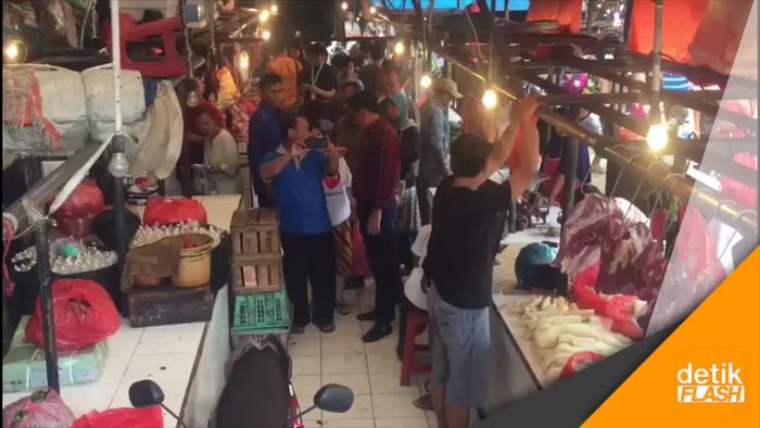 Blusukan di Pasar Minggu, Djarot Didoakan Pedagang