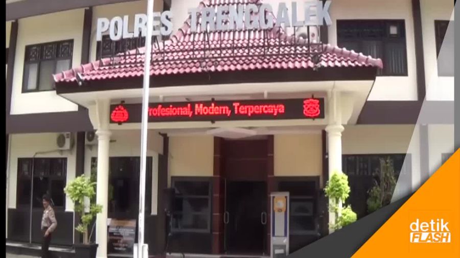 Unik! Trenggalek Punya ATM Beras untuk Warga Miskin