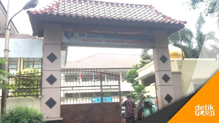 Banjir di SMAN 8 Berlalu, KBM Normal Kembali