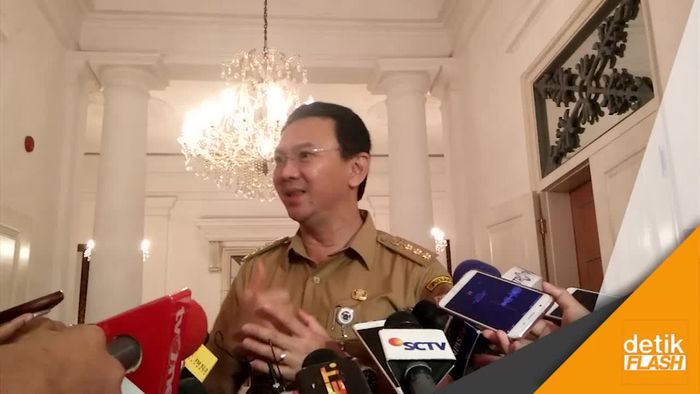 Ahok Siap Jadi Humas Normalisasi Banjir ke Warga