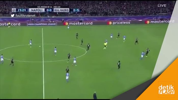  Mertens Bawa Napoli Unggul Sementara