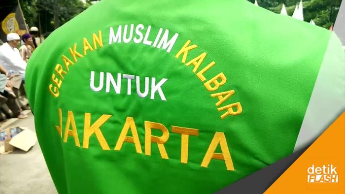 Jauh-jauh dari Kalbar, Ormas Ini Datang Kawal Sidang Ahok