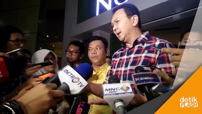 Ahok Temui KPU DKI Saat Rapat Internal