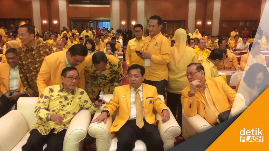 Namanya Disebut di Sidang e-KTP, Setnov Buka Rakornis Golkar